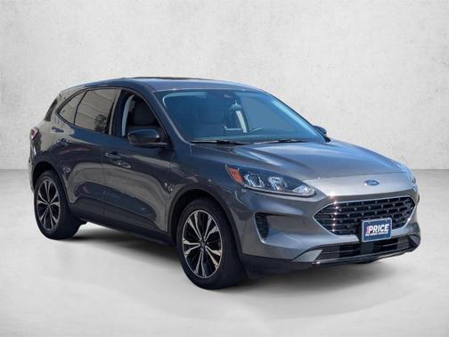Carbonized Gray Metallic 2022 Ford Escape SE