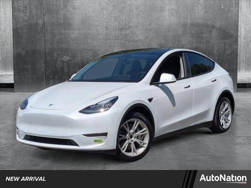 2023 Tesla Model Y Long Range