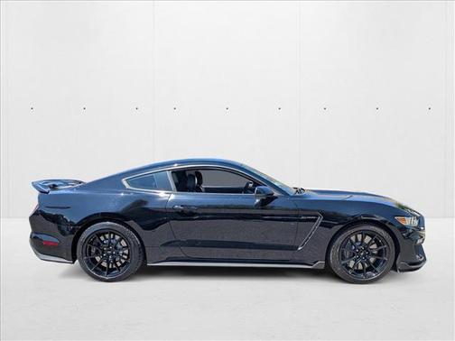 2019 Ford Shelby GT350 Base