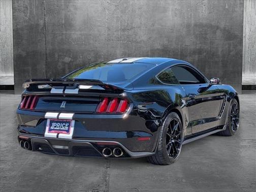 2019 Ford Shelby GT350 Base
