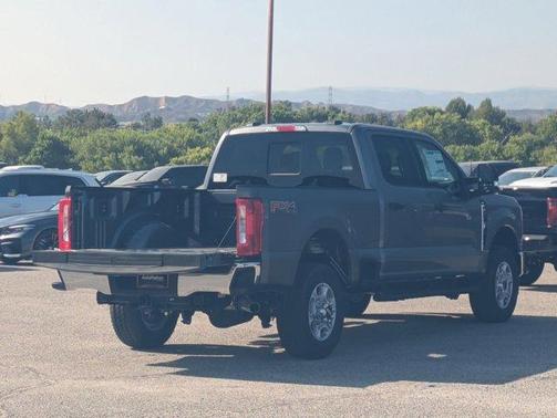 2025 Ford F-250 XLT