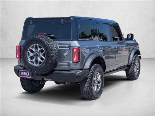 Carbonized Gray Metallic 2025 Ford Bronco Badlands