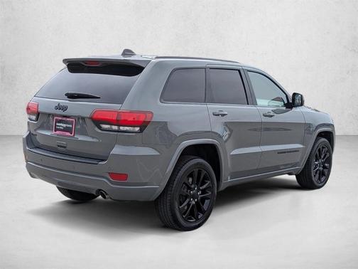 Sting Gray Clearcoat 2020 Jeep Grand Cherokee Altitude