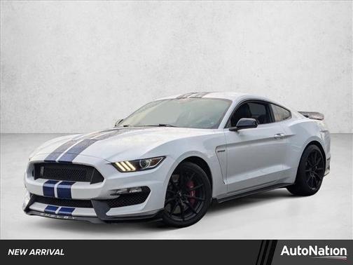 2016 Ford Shelby GT350 Base