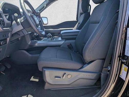 Agate Black Metallic 2026 Ford F-150 XLT