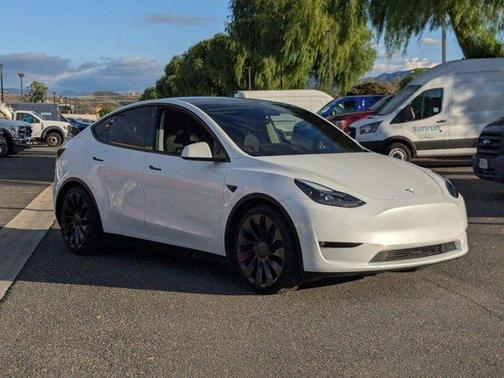 2023 Tesla Model Y Performance