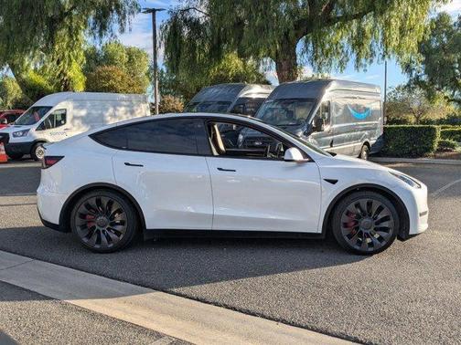 2023 Tesla Model Y Performance
