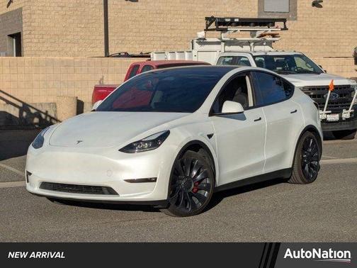 2023 Tesla Model Y Performance