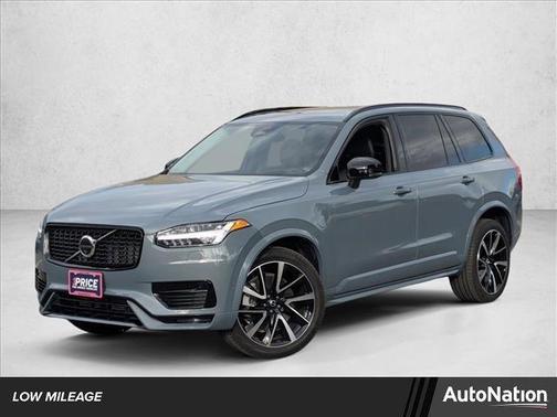 2023 Volvo XC90 Recharge Plug-In Hybrid T8 Ultimate Dark Theme 7-Seater
