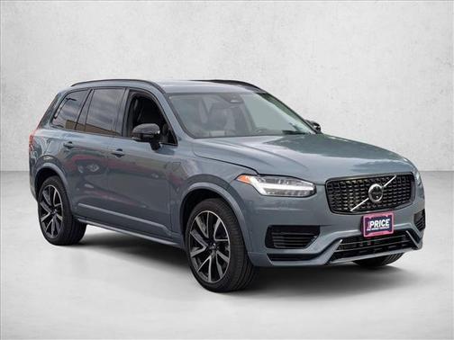 2023 Volvo XC90 Recharge Plug-In Hybrid T8 Ultimate Dark Theme 7-Seater