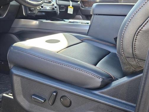 2025 Ford F-350 Lariat Super Duty