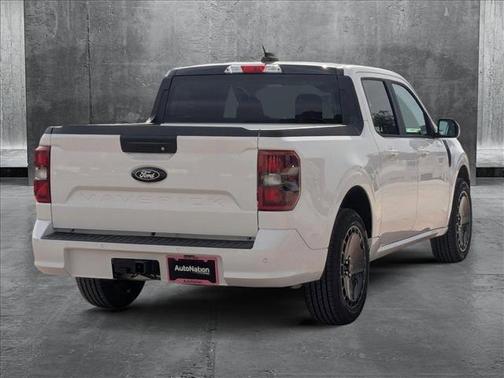 2025 Ford Maverick Lobo Standard