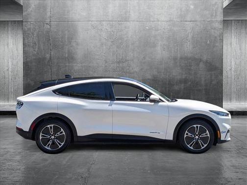 2021 Ford Mustang Mach-E Select