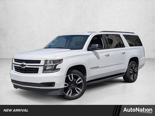 Summit White 2019 Chevrolet Suburban LT