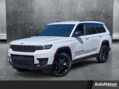 2022 Jeep Grand Cherokee L Laredo