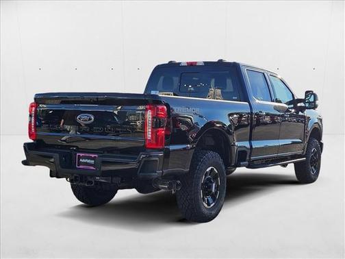 2025 Ford F-350 Lariat Super Duty