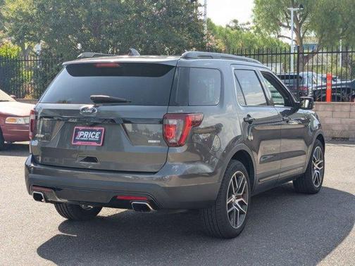 2017 Ford Explorer sport