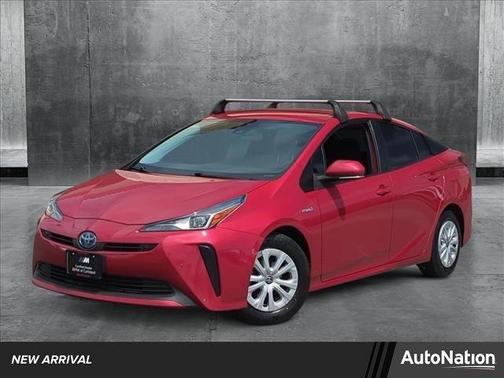 2022 Toyota Prius LE