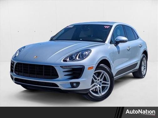 2017 Porsche Macan Base