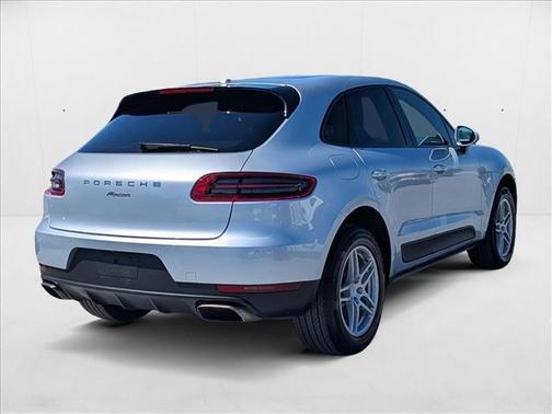 2017 Porsche Macan Base