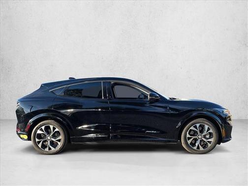 2022 Ford Mustang Mach-E Premium