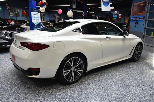 2017 INFINITI Q60 2.0t Premium