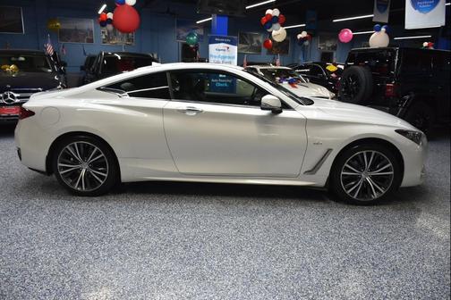 2017 INFINITI Q60 2.0t Premium