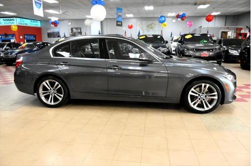 2018 BMW 330 xDrive