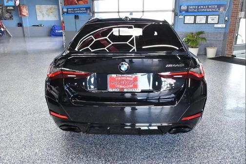 Black Sapphire Metallic 2022 BMW M440 i xDrive