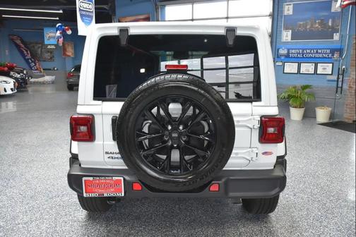 2025 Jeep Wrangler 4xe Sahara