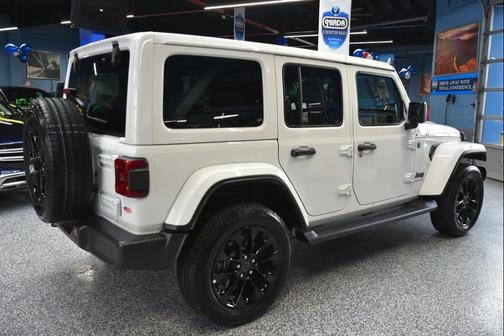 2025 Jeep Wrangler 4xe Sahara