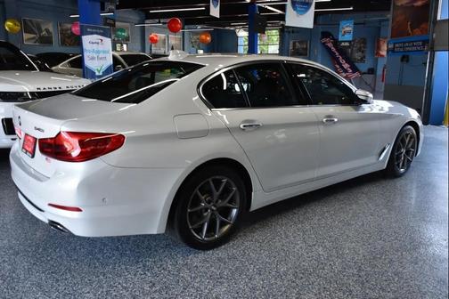 White 2018 BMW 540 540i