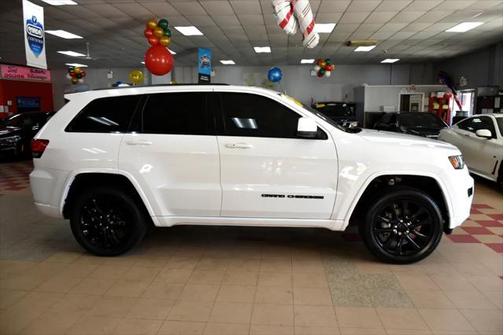 2019 Jeep Grand Cherokee Altitude