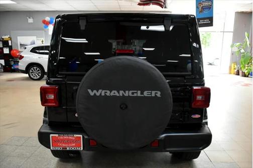 2020 Jeep Wrangler Unlimited Sahara