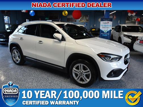 2021 Mercedes-Benz GLA 250 Base 4MATIC