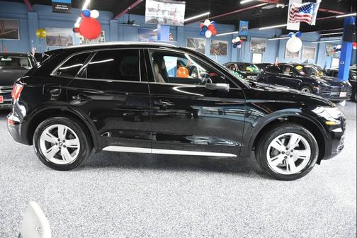 2018 Audi Q5 2.0T Premium Plus