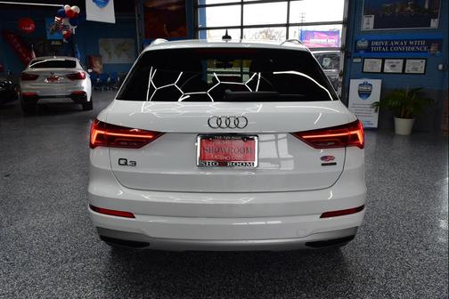 2021 Audi Q3 40 Premium