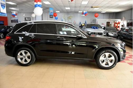 2017 Mercedes-Benz GLC 300 4MATIC