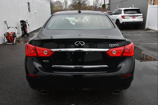 2017 INFINITI Q50 3.0t RED SPORT 400