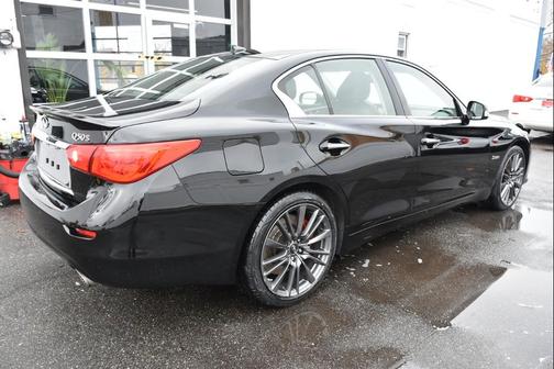 2017 INFINITI Q50 3.0t RED SPORT 400