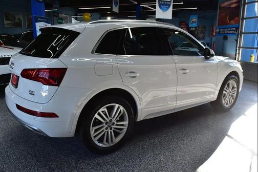 Ibis White 2018 Audi Q5 2.0T Tech Premium