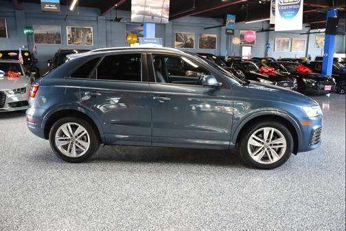 Blue 2018 Audi Q3 Premium quattro