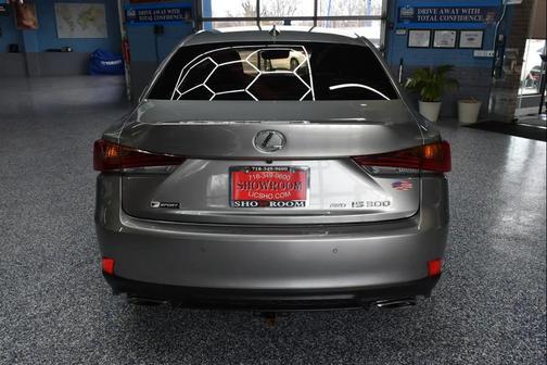 2018 Lexus IS 300 Base