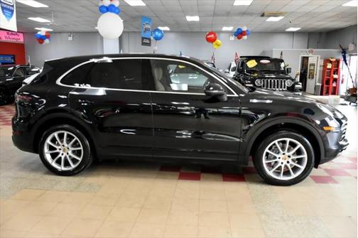 2019 Porsche Cayenne Base