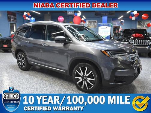 2022 Honda Pilot Touring 8-Passenger