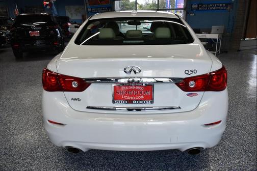 2014 INFINITI Q50 Premium