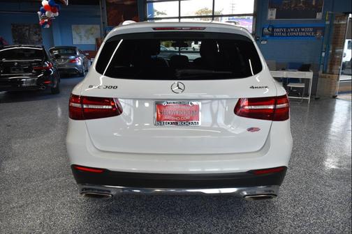 2017 Mercedes-Benz GLC 300 4MATIC