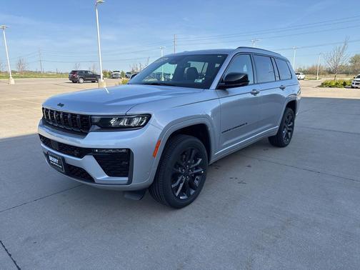 Silver Zynith 2026 Jeep Grand Cherokee L Limited