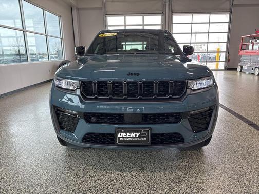 Steel Blue 2026 Jeep Grand Cherokee Limited