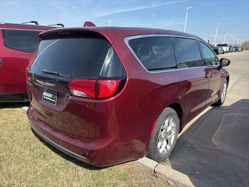 2019 Chrysler Pacifica Touring Plus